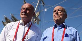 Alain rousset (born 16 february 1951) is the socialist president of the aquitaine region of france, and a deputy in the national assembly of france, representing the 7th constituency of the gironde. Alain Juppe Quitte La Mairie De Bordeaux Emu Le Socialiste Alain Rousset Salue Un Homme D Etat