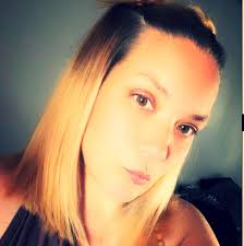 The more bills a woman pays by herself, the less attractive men become.🤷‍♀️