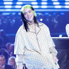 Born on 18 december 2001 in california, singer billie eilish age is 18 years old. Billie Eilish Opened Up About How Puberty Impacted Her Mental Health In Vogue Interview Teen Vogue