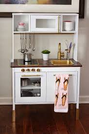 Ikea furniture and home accessories are practical, well designed and affordable. Les Meilleurs Ikea Hack Pour Enfants Ikea Spielkuche Ikea Kids Kinder Zimmer