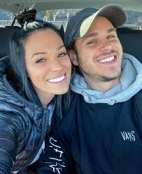 La belle vie 💙🦕🧢