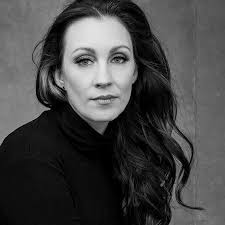 Judy Riggs's Instagram, Twitter & Facebook