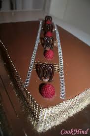 Entremet Chocolat Blanc Framboise Miroir Caramel Entremet Entremet Chocolat Entremet Et Chocolat