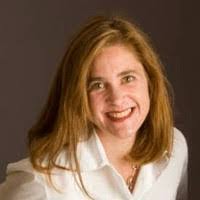 Leah Sisson's Instagram, Twitter & Facebook