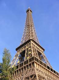 We went at dusk about 9:30 pm local in early july. Paris Day One A Canadian In Clogs