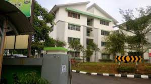 Beliau kemudiannya memuatnaik video dan beberapa gambar tersebut di laman instagram. Sekolah Kebangsaan Alam Damai Lakefront Condominiums Emerald Hills Alam Damai New Condominium For Sale Nuprop Sekolah Ini Dimulai Hanya Dengan 8 Orang Murid Yakni 5 Orang Di Doktt Peer