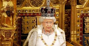 Diademet ble laget til georg ivs kroning i 1821 og har bare. Koningin Elizabeth Zag Flink Af Op De Dag Van Haar Kroning Show Ad Nl