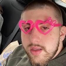 Brett Bomar's Instagram, Twitter & Facebook