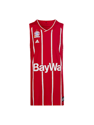 Allianz arena unser zuhause es gibt nichts was wir hier nicht erreichen wollen die kraft von hier nehmen wir mit in jedes stadion dieser welt um zu siegen und zu feiern wir sind der fc bayern münchen wir haben alles gewonnen und doch liegt die beste zeit noch vor uns es ist unsere heimat es ist unsere. Fc Bayern Munich Jersey Shirts Kits Official Bayern Store