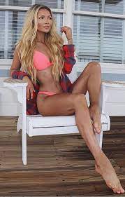 Her birthday, what she did before fame, her family life, fun trivia facts, popularity rankings, and more. Erin Alvey O Sullivan S Feet Wikifeet Erin High Waisted Bikini Waisted Bikini