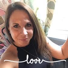 Tracy Dejohn's Instagram, Twitter & Facebook