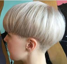 Bob Und Kurze Haarschnitte 15 Frauen Haar Modelle Haarschnitt Kurz Haarschnitt Topfhaarschnitte