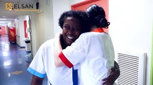 Trouvez votre formation d'aide soignant (h/f). Quel Est Le Role D Une Aide Soignante Elsan Care Youtube