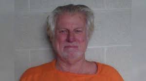 Police: Former Kentucky Wildcats football coach arrested at hotel, resisted  arrest