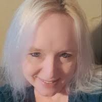 Mandy West's Instagram, Twitter & Facebook