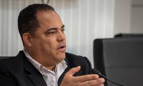 Carmelo Ríos se retira de la candidatura por la alcaldía de Guaynabo