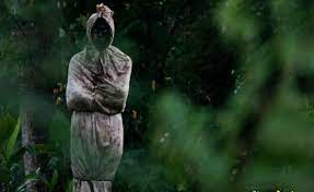Penampakan pocong paling seram video hantu terbaru 2017. Ini Dia Fakta Tentang Pocong Hantu Terseram Di Dunia Nyata Gambar Hantu Hantu Gambar