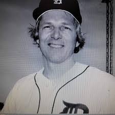 Tigers score record-tying 10 runs in inning