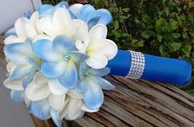 Plumeria Bouquet Bridal Bouquet Frangipani By Silkflowersbyjean 75 00 Simple Bridal Bouquets Bridal Bouquet Flower Bouquet Wedding
