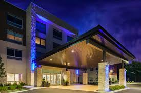 Official site for holiday inn, holiday inn express, crowne plaza, hotel indigo, intercontinental, staybridge suites, candlewood suites. Holiday Inn Express Suites Queensbury Lake George Simple Smart Travel At A Modern Hotel