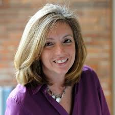 Kelley Pratt's Instagram, Twitter & Facebook