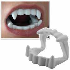 Jetzt geht man zum fasching als vampir oder als zombie. Vampirzahne Halloween Vampir Zahne Gebiss Dracula Vampirgebiss Karneval Fasching Ebay