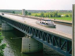 Canal engineers had first conceived of joining the two waterways as far back as 1919, and by 1938 the rothensee boat lift and bridge anchors were in place, but construction was postponed during. Waterway Junction
