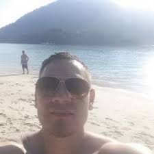 Victor Jacquez (@rotciv0310)