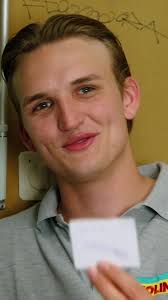 Meine Prognose: Der Name Peter ist bald wieder in den Namens-Charts. Taggt  mal einen nicen Peter 👇📺: #DieDiscounter #Peter #fyp