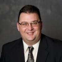 100+ perfiles de «Eggert»