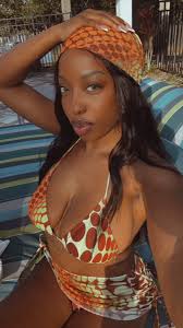 OnlyFans model niyahrenee - pornpic.com