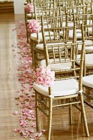 (+51) 999 alquiler de sillas y mesas individuales, de plastico, vestidas y de metal en color platino, dorado y crema, son muy cómodas y anatómicas decorados con. The Biltmore Wedding By Lovelee Affairs Wedding Aisle Decorations Wedding Chair Decorations Pink And Gold Wedding