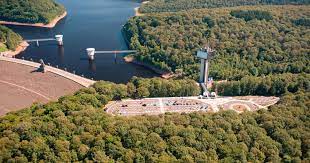 Accropark, resto panoramique, location vélos, terrasse, visite de barrage, balades, expo gratuite. Lake Gileppe Dam Wallonia Belgium Tourism