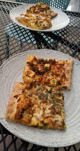 Bpk is a modern fast casual indian pizzeria that elevates traditional pizza with bold 'east meets west' flavors. Bombay Pizza Kitchen In Eden Prairie Restaurant Menu And Reviews