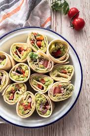 Avocado Wraps Mit Guacamole Und Cashewmus Purple Avocado Rezept Wraps Rezept Baustellen Essen Rezepte