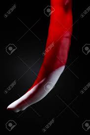 Czerwona Ostra Papryka Z Białym Lukrem Na Końcu. Seks, Porno Kulinarne,  Seksualnie Na Ciemnym Tle. Skopiuj Miejsce Z Bliska Zdjęcia royalty free,  obrazki, obrazy oraz fotografia seryjna. Image 139291480