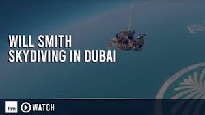 The daring activity taught him an important lesson about fear in his life. Will Smith Skydiving In Dubai Youtube