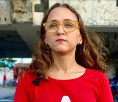 Taís Paranhos: Influencer Kari Santos é exposta nas redes por apresentador  e recebe xingamentos e hates virtuais