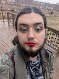 That Victory red lipstick SLAYS!!! 🔥🔥🔥🔥🔥