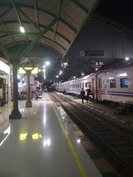 Info lowongan kerja bisa anda dapatkan dengan mudah di website, dan anda bisa melihat bidang pekerjaan, tempat, gaji dan fasilitas yang akan ditawarkan oleh. Tips Naik Kereta Api Ekonomi Secara Aman Dan Nyaman Armita Fibriyanti