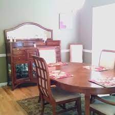 American signature also has a terrific selection of. Best American Signature 8 Piece Dining Room Set Includes Table 6 Chairs 2 Captains Chairs Buffet For Sale In White House Tennessee For 2021