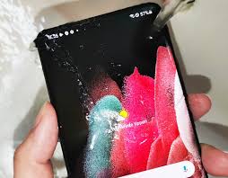 Die innere kündigung ist eine form des rückzugs (implosion. Sind Das Samsung Galaxy S21 Plus Ultra Wasserdicht Wasser Test