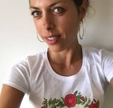 Her birthday, what she did before fame, her family life, fun trivia facts, popularity rankings, and more. Sa Operacijskog Stola Na Trening Ovo Su Slavni Sportisti Koji Su Se Podvrgli Plasticnim Operacijama Kada Vidite Njihova Imena Iznenadit Cete Se Novi Ba