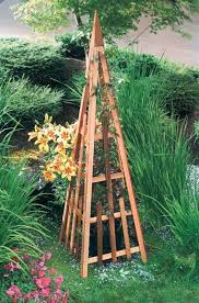 Pyramid Trellis Natural Cedar Gartenspaliere Holzgitter Garten