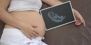 Pertama, persalinan preterm merupakan persalinan yang berlangsung ketika umur kehamilan diantara 20 sampai 37 minggu. Kalkulator Kehamilan Luvizhea