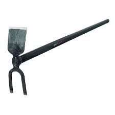 Geschmiedete gartenhacke mit griff aus hartholz das perfekte werkzeug für jeden boden und anspruchsvolle gartenarbeiten Shw Gartenhacke Black Forest Mit Stiel 0 75 Kg Stahl Holz Bei Baywa Baumarkt De Kaufen