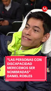 Durante la conferencia matutina de la presidenta Claudia Sheinbaum, el  activista, Daniel Robles Haro, acudió a exponer la necesidad de acercar  aplicaciones de comunicación alternativa para personas ...