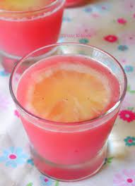 Pineapple Hibiscus Flower Zobo Cooler Funke Koleosho S New Nigerian Cuisine Hibiscus Flowers Hibiscus Homemade Drinks