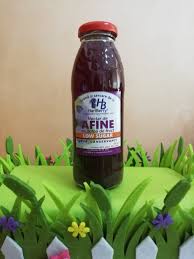 Este 100% natural, nu are zahar sau alte chestii. Sucuri Naturale Made In Cluj