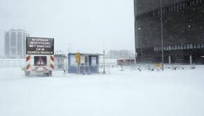 بلاعب من اكبر الفرق لكرة القدم فريق تشلسى. Ø¨Ø§Ù„ØµÙˆØ± Ø£ÙˆÙ„ Ø¹Ø§ØµÙØ© Ø«Ù„Ø¬ÙŠØ© ØªØ¶Ø±Ø¨ Ù‡ÙˆÙ„Ù†Ø¯Ø§ Ù…Ù†Ø° 10 Ø³Ù†ÙˆØ§Øª